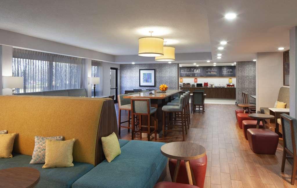 Hampton Inn Hotel Atlanta-Southlake Morrow Restoran fotoğraf
